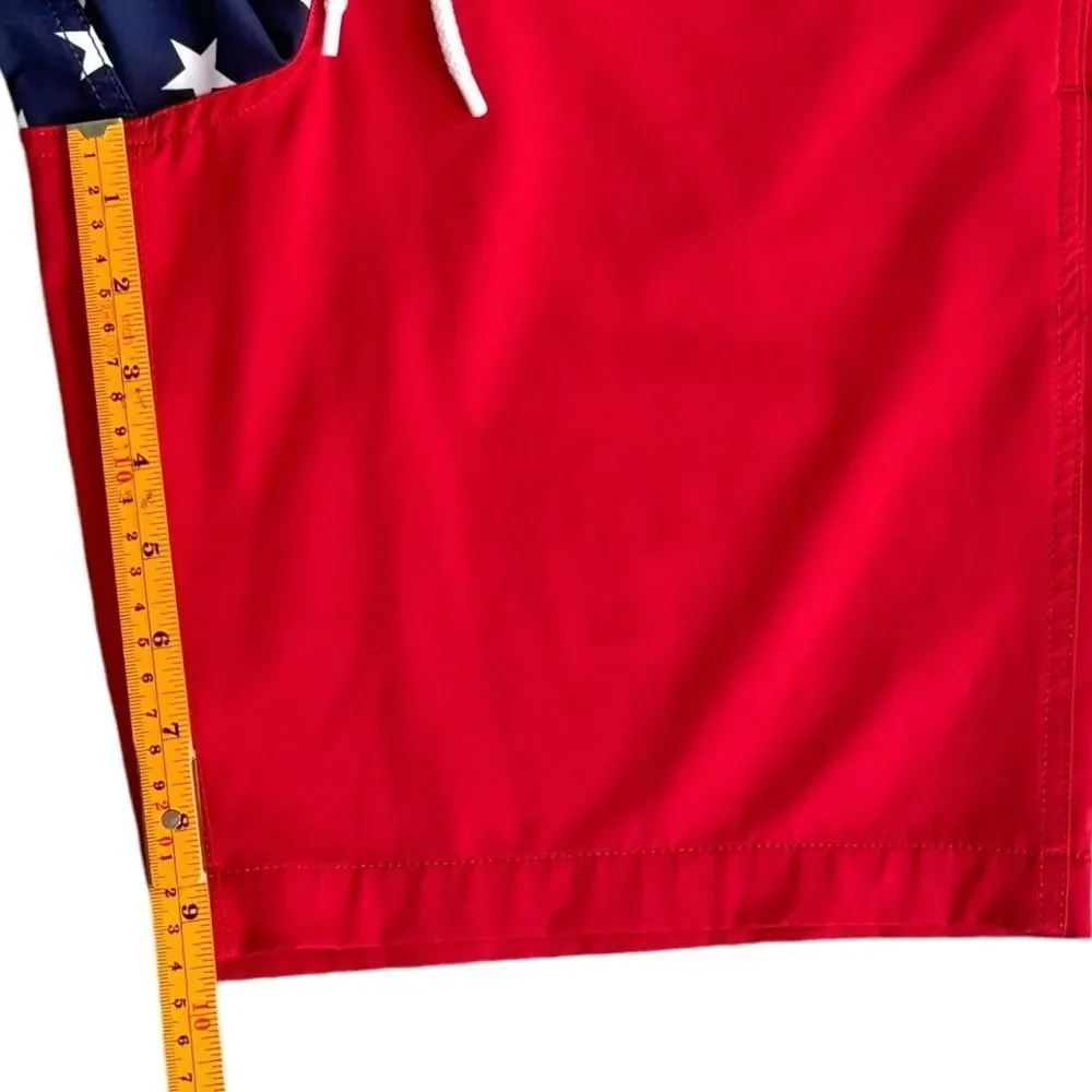 GAP Men’s American Flag Patriotic Red White Blue Lined Board Shorts. Small.